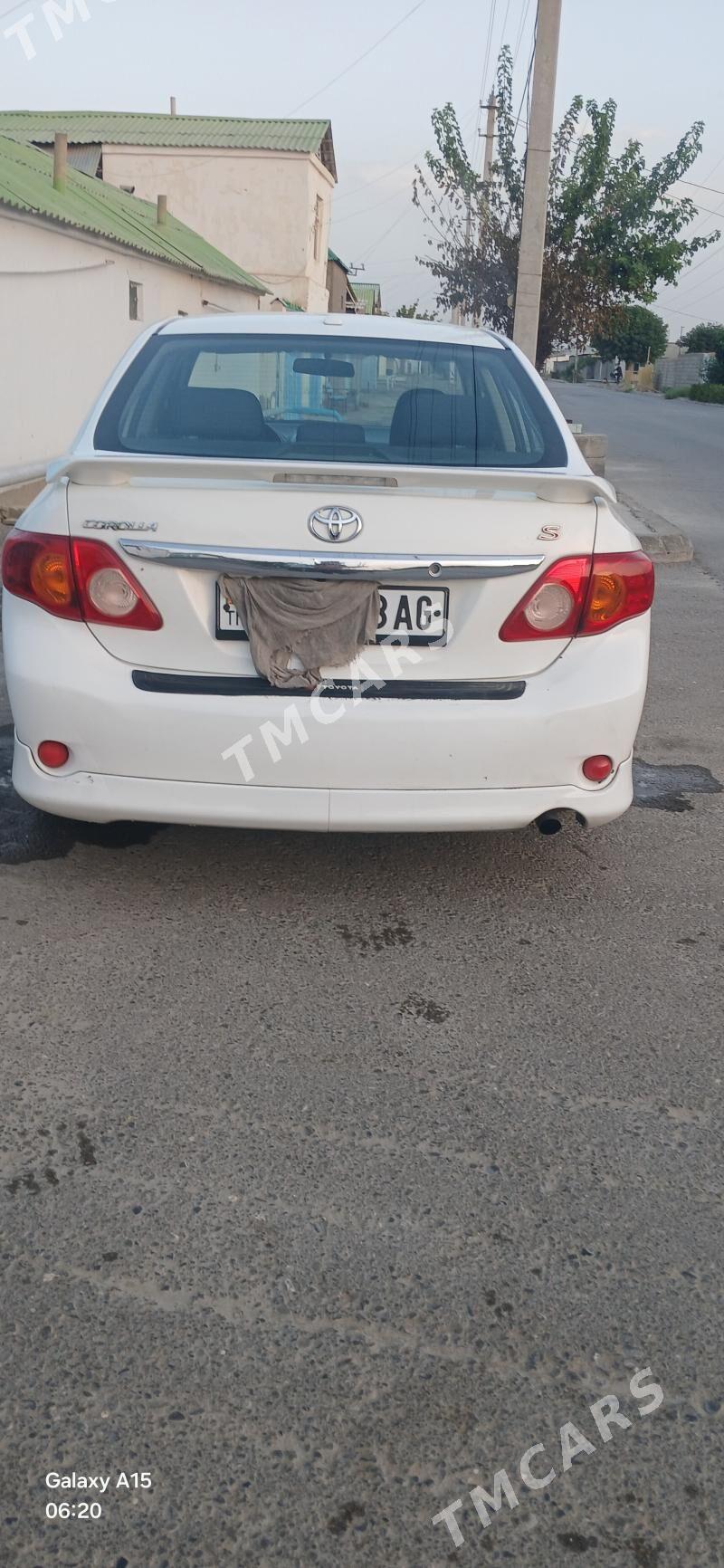 Toyota Corolla 2010 - 135 000 TMT - Büzmeýin - img 4