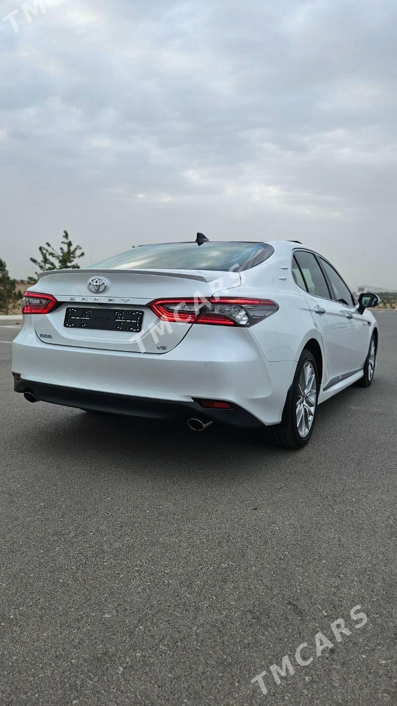 Toyota Camry 2022 - 650 000 TMT - Aşgabat - img 4