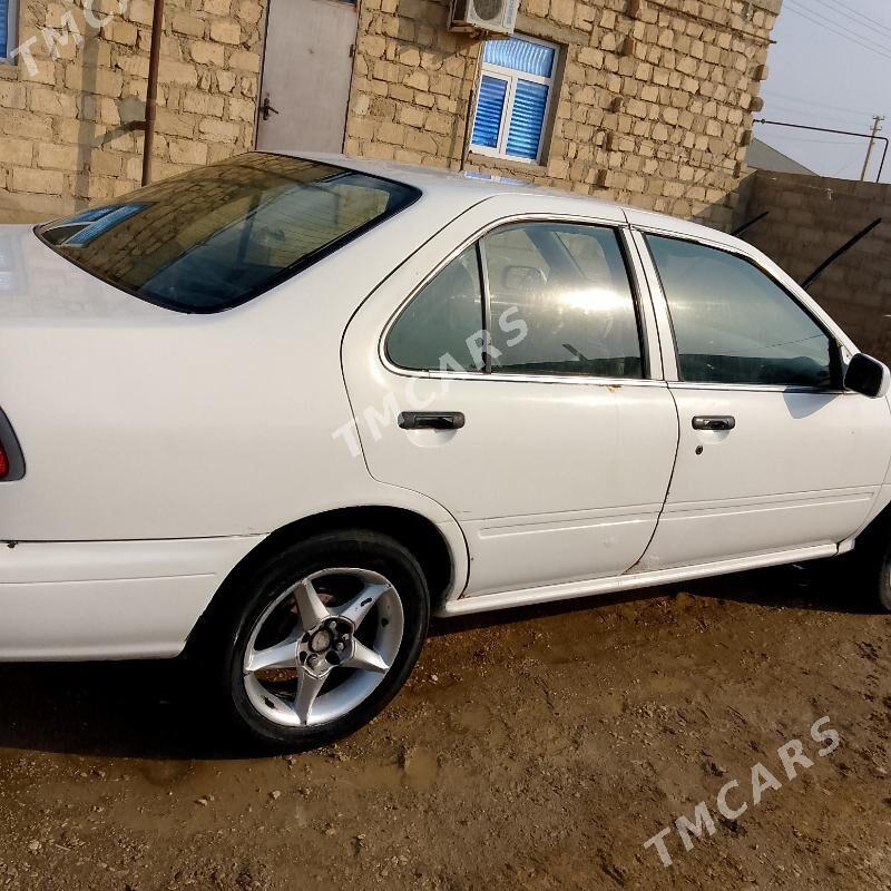 Nissan Sunny 1999 - 17 000 TMT - Gumdag - img 4