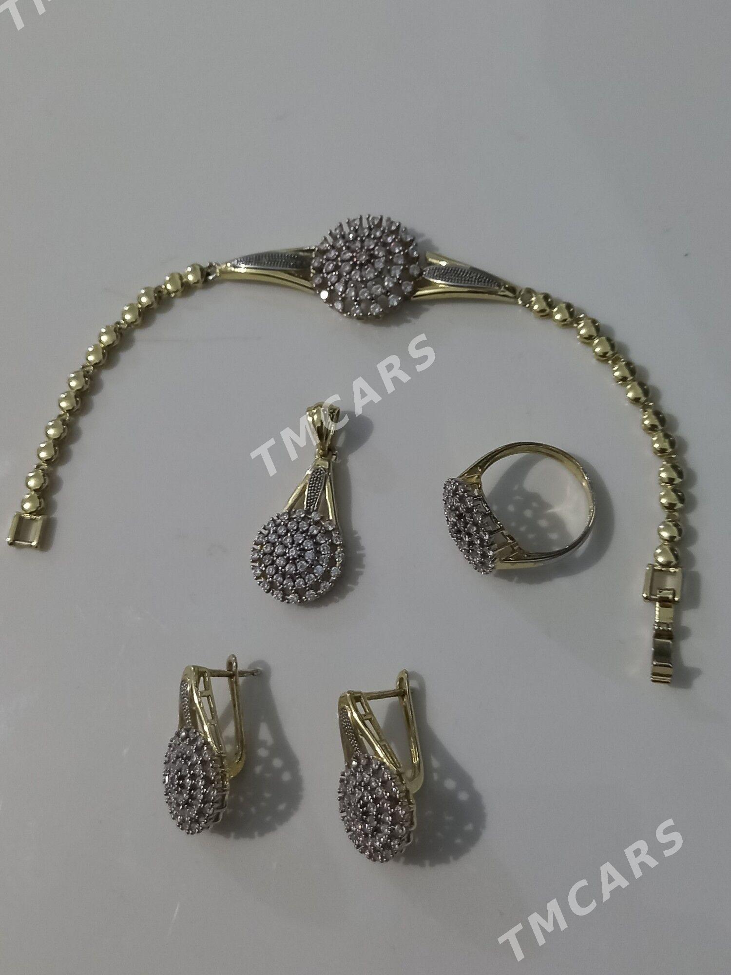 Bijuteriya komplekt - Türkmenbaşy - img 2