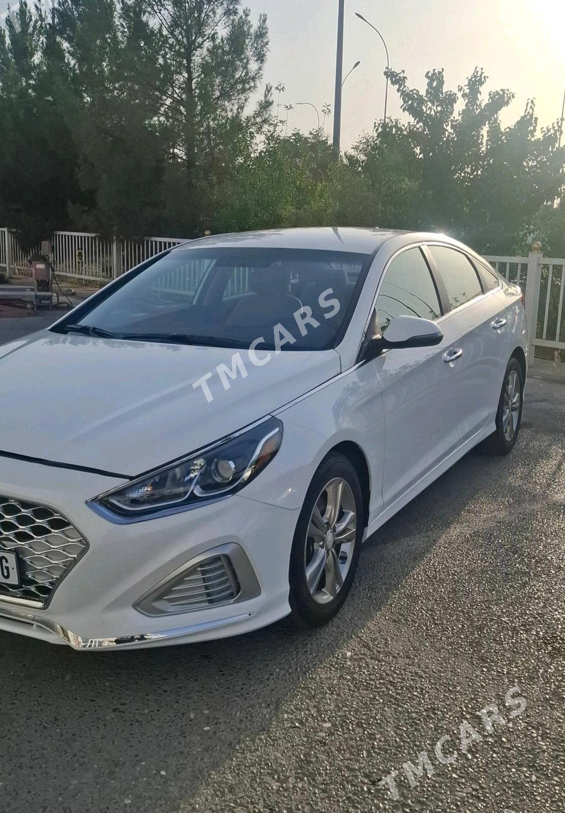 Hyundai Santa Fe XL 2019 - 200 000 TMT - ул. Подвойского (Битарап Туркменистан шаёлы) - img 5