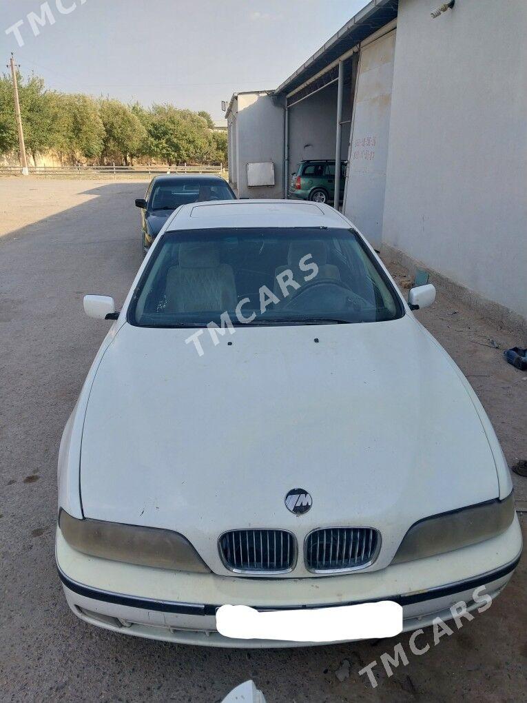 BMW E39 1996 - 50 000 TMT - Мары - img 2