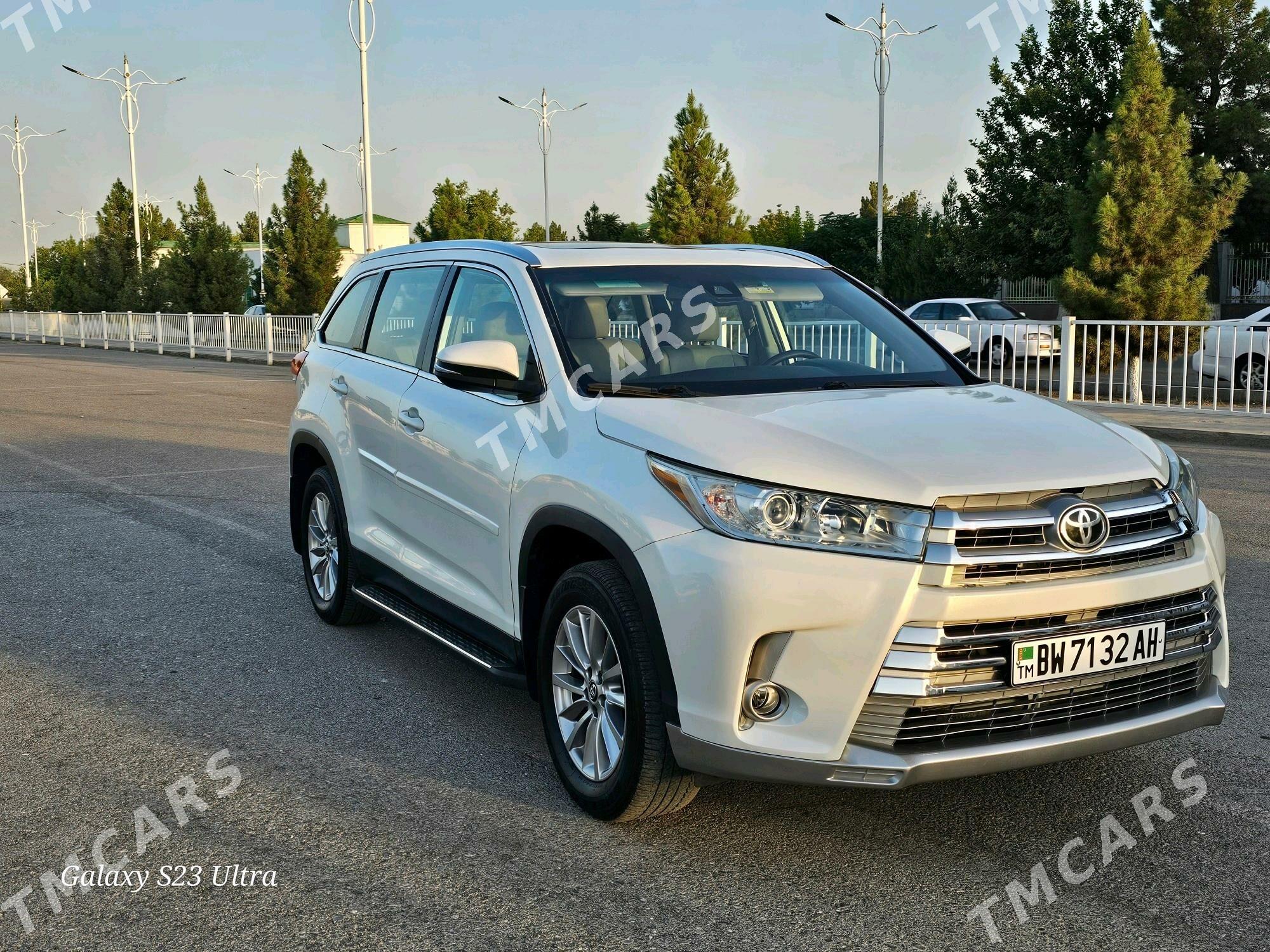 Toyota Highlander 2019 - 390 000 TMT - Ашхабад - img 2