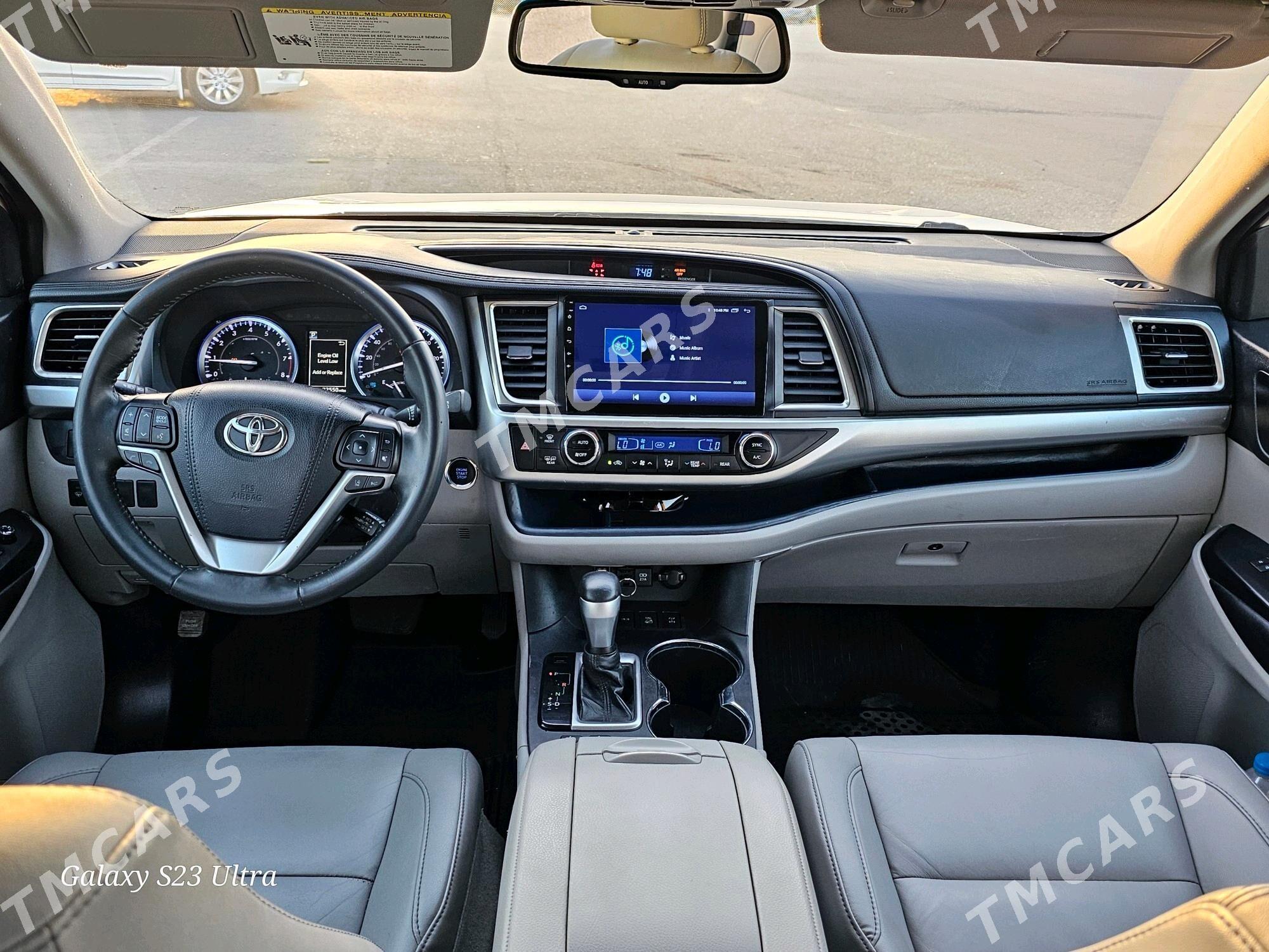 Toyota Highlander 2019 - 390 000 TMT - Ашхабад - img 6