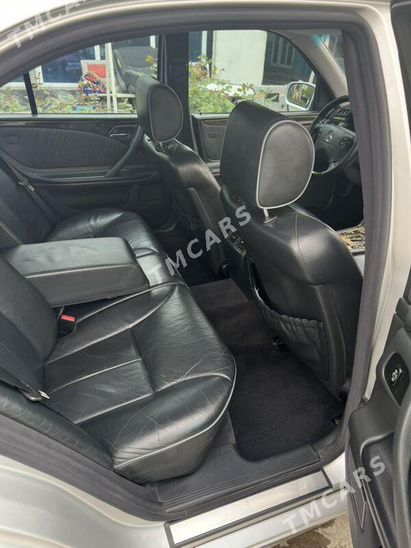 Mercedes-Benz E320 2002 - 60 000 TMT - Aşgabat - img 3