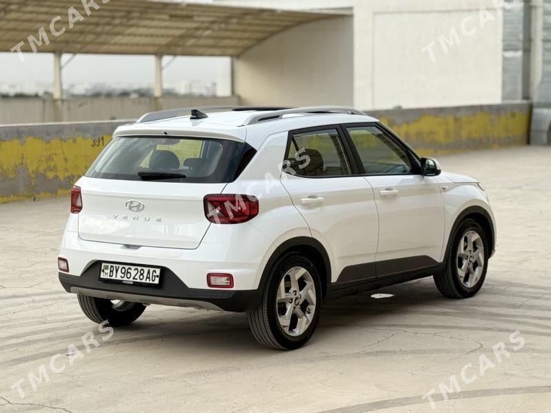 Hyundai Venue 2022 - 235 000 TMT - Ашхабад - img 4
