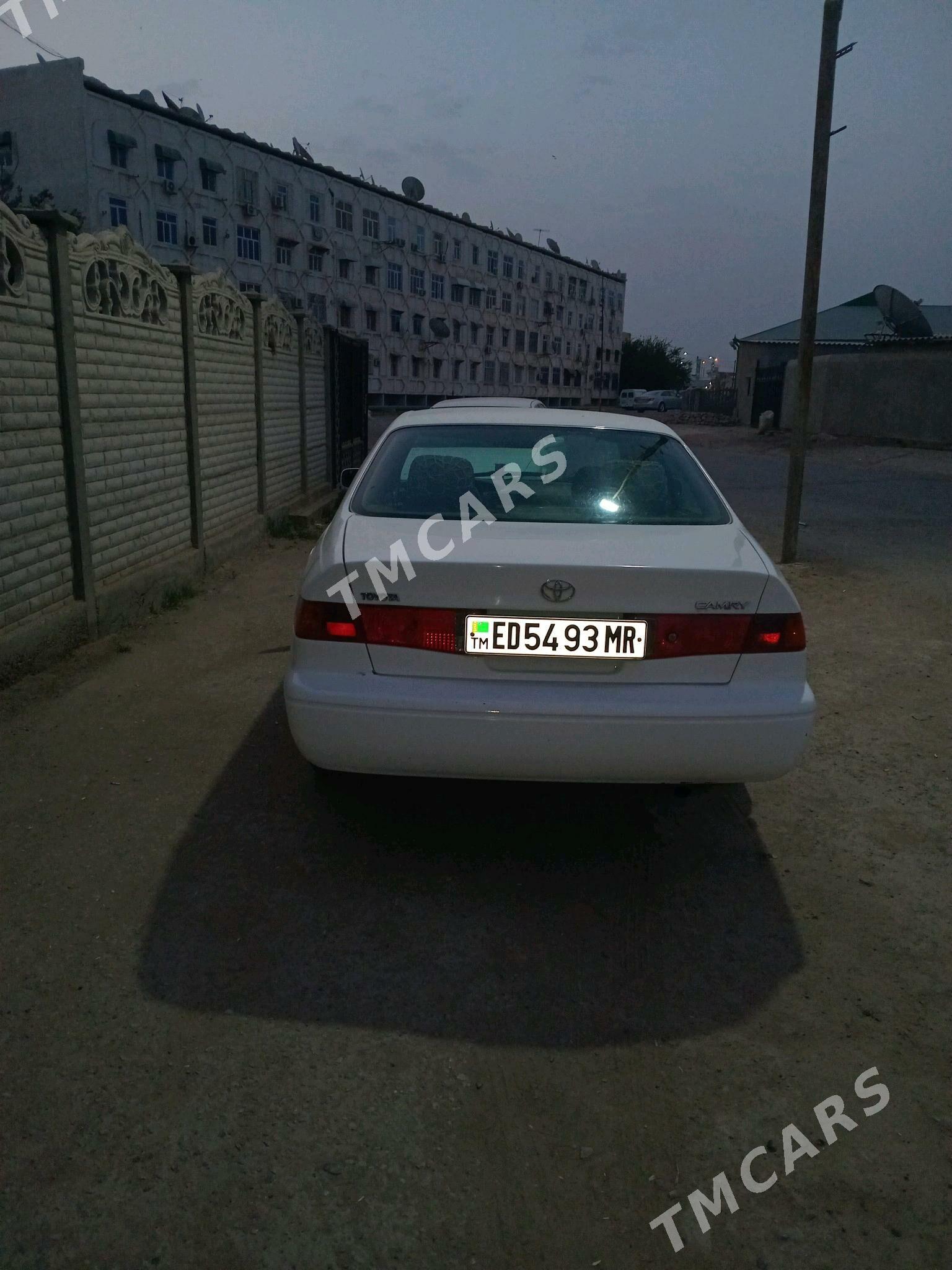 Toyota Camry 2000 - 130 000 TMT - Mary - img 4
