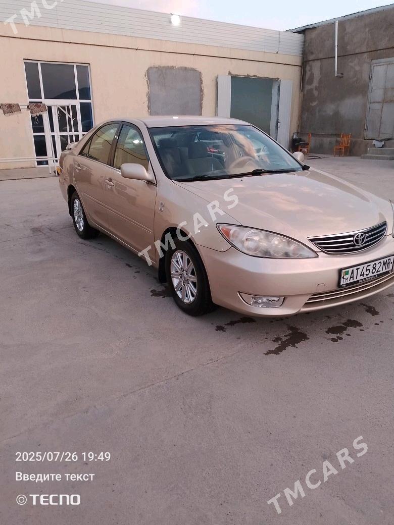 Toyota Camry 2005 - 160 000 TMT - Мары - img 8