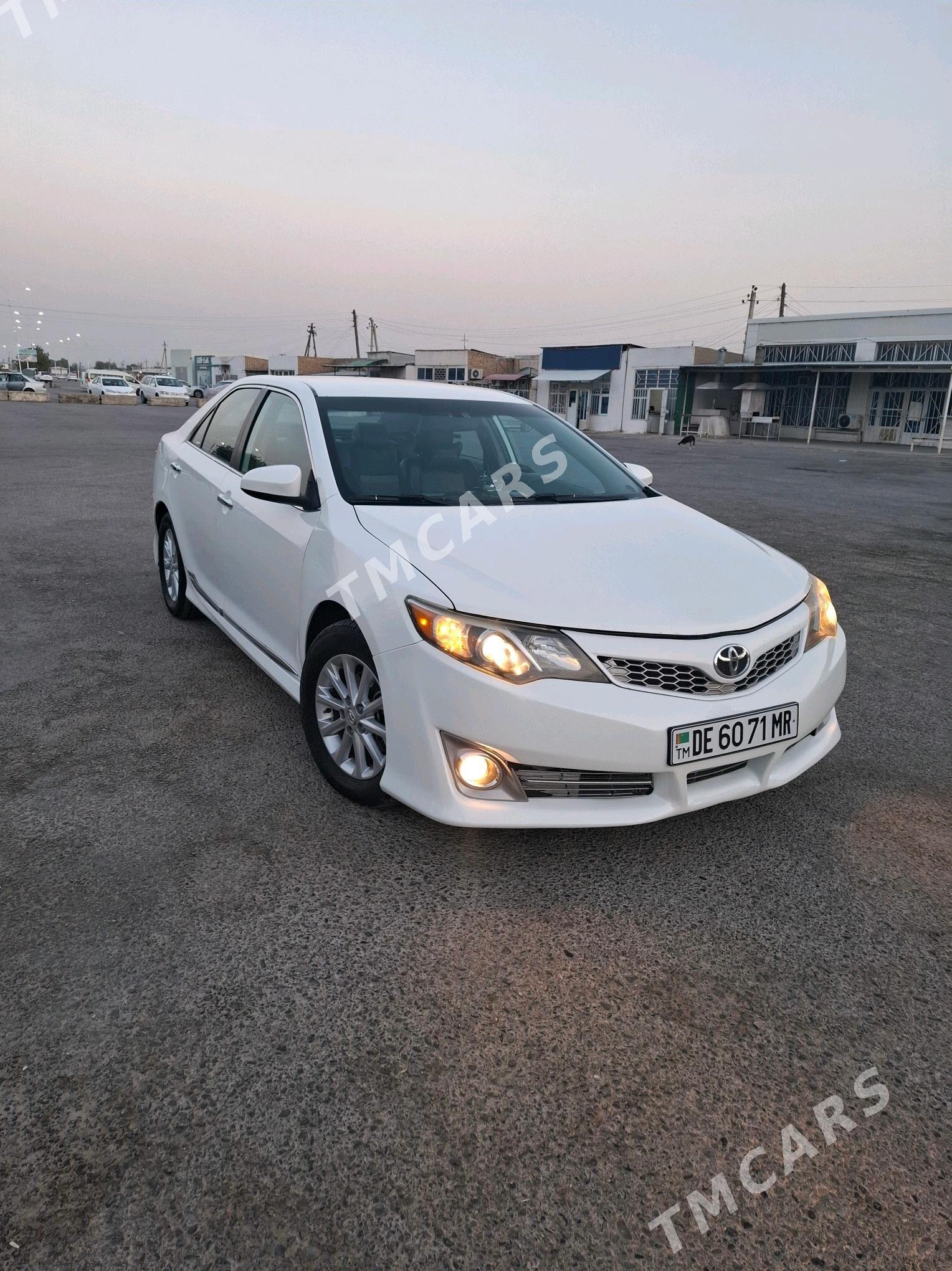Toyota Camry 2012 - 210 000 TMT - Ýolöten - img 2