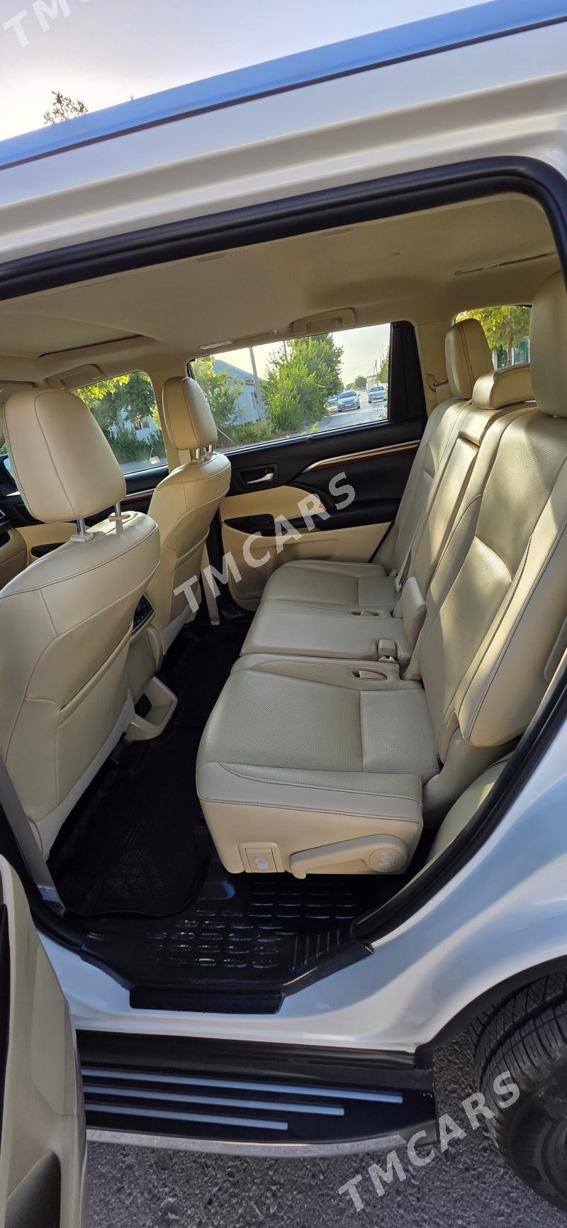Toyota Highlander 2019 - 550 000 TMT - Aşgabat - img 5