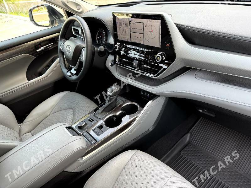 Toyota Highlander 2022 - 700 000 TMT - Ашхабад - img 5