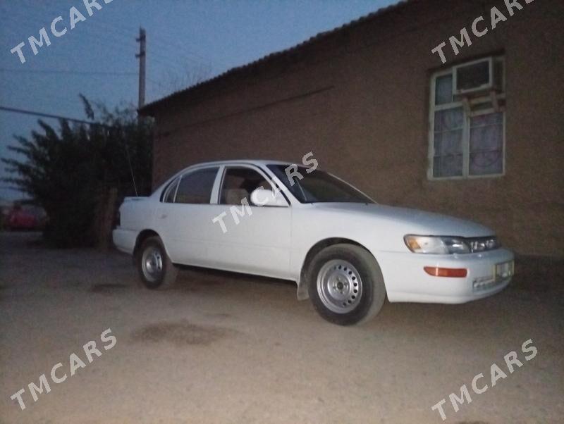 Toyota Corolla 1995 - 45 000 TMT - Теджен - img 3