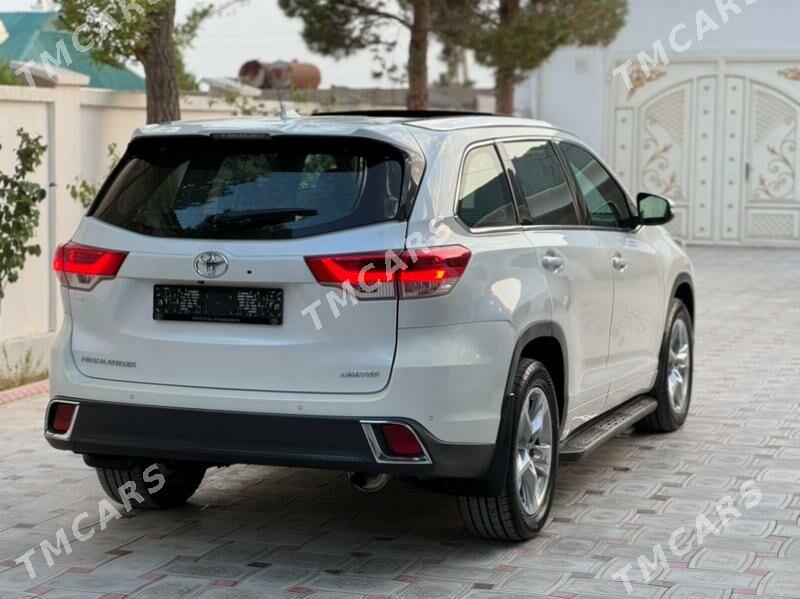 Toyota Highlander 2018 - 475 000 TMT - Балканабат - img 8