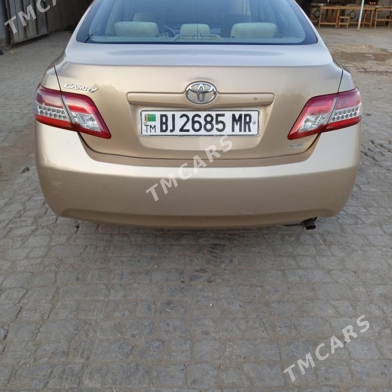 Toyota Camry 2010 - 185 000 TMT - Байрамали - img 8