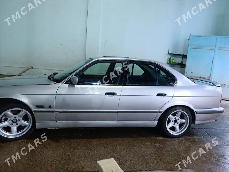 BMW 5 Series 1994 - 76 000 TMT - Мары - img 3