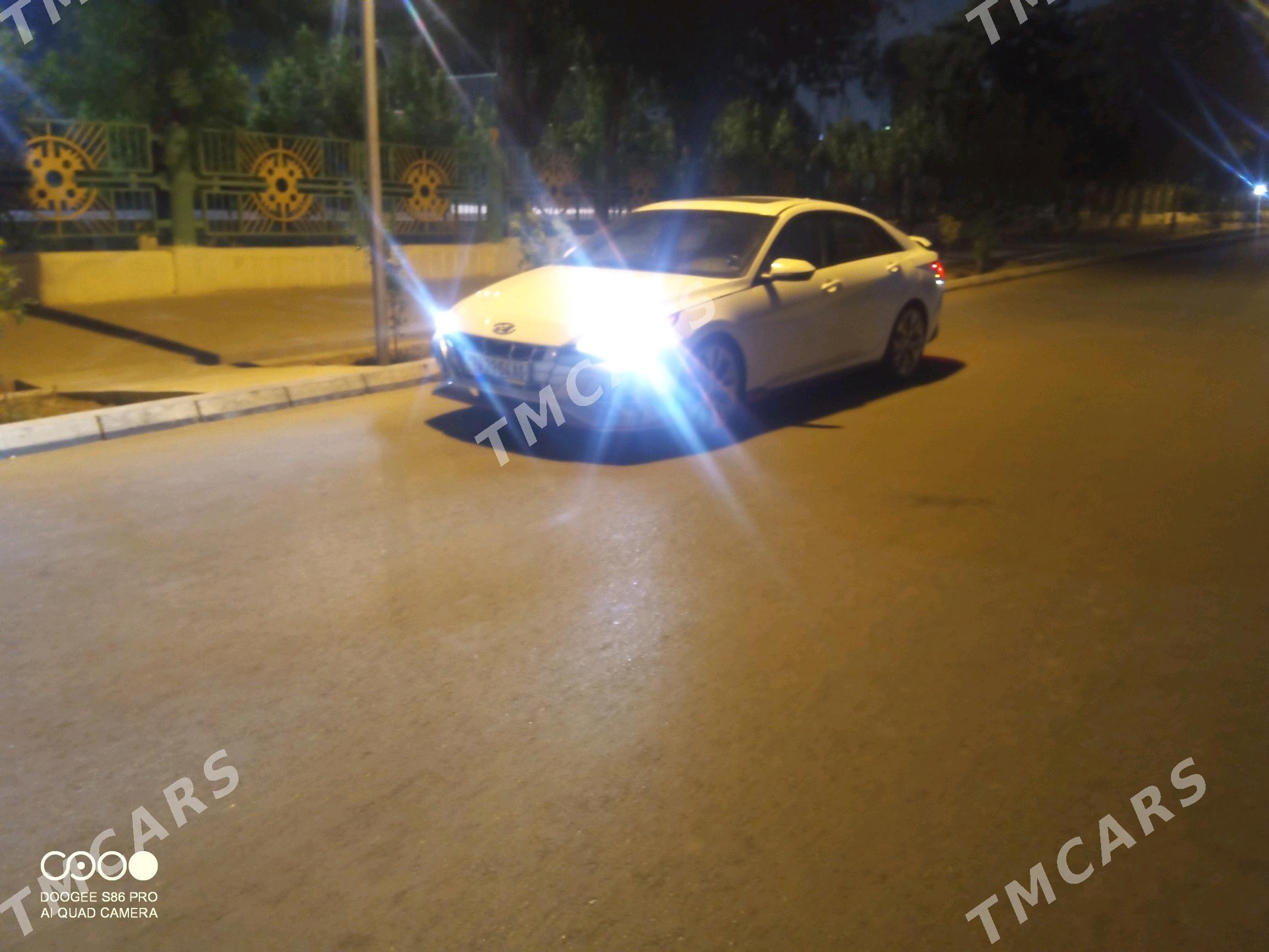 Hyundai Elantra 2022 - 320 000 TMT - 30 mkr - img 2