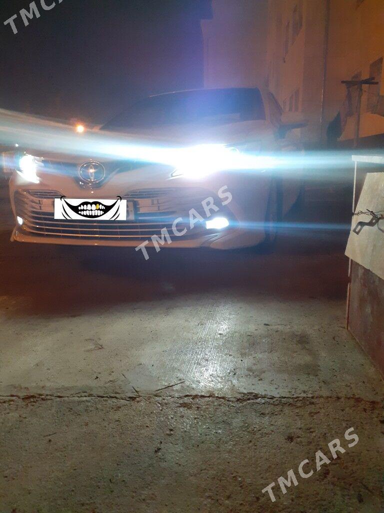 Toyota Camry 2018 - 300 000 TMT - Aşgabat - img 6