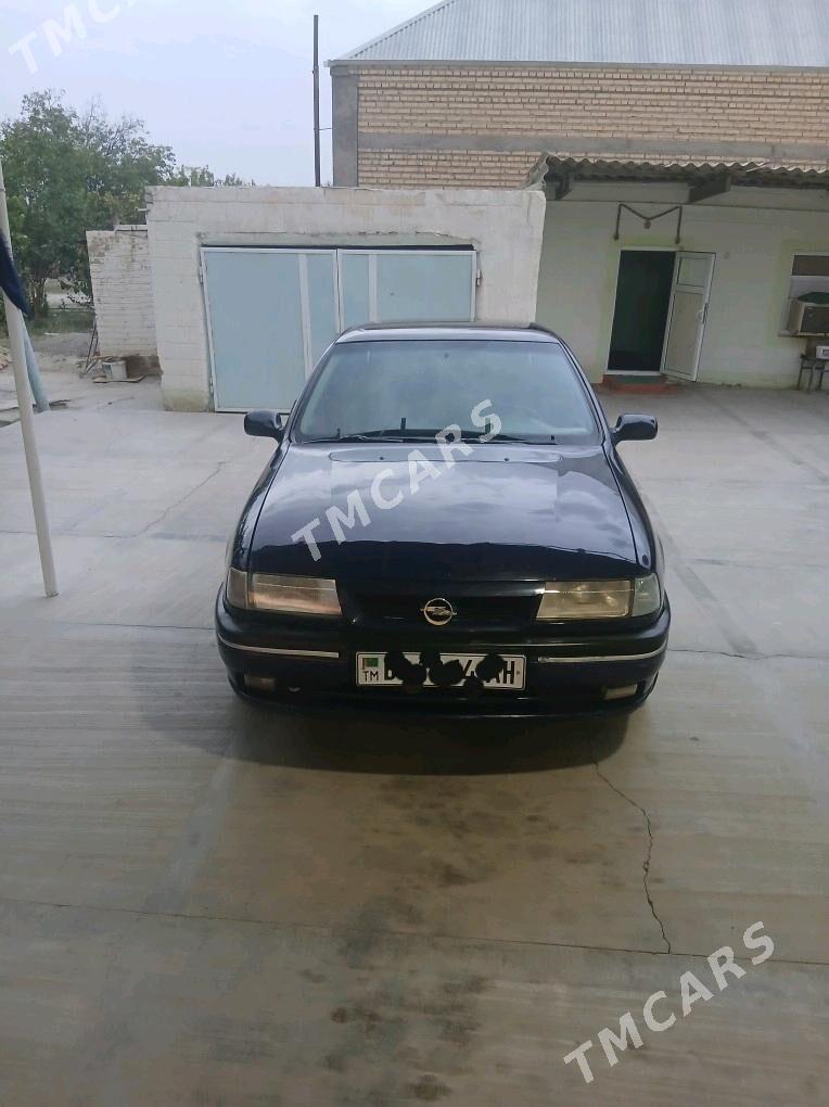 Opel Vectra 1993 - 33 000 TMT - Bäherden - img 3