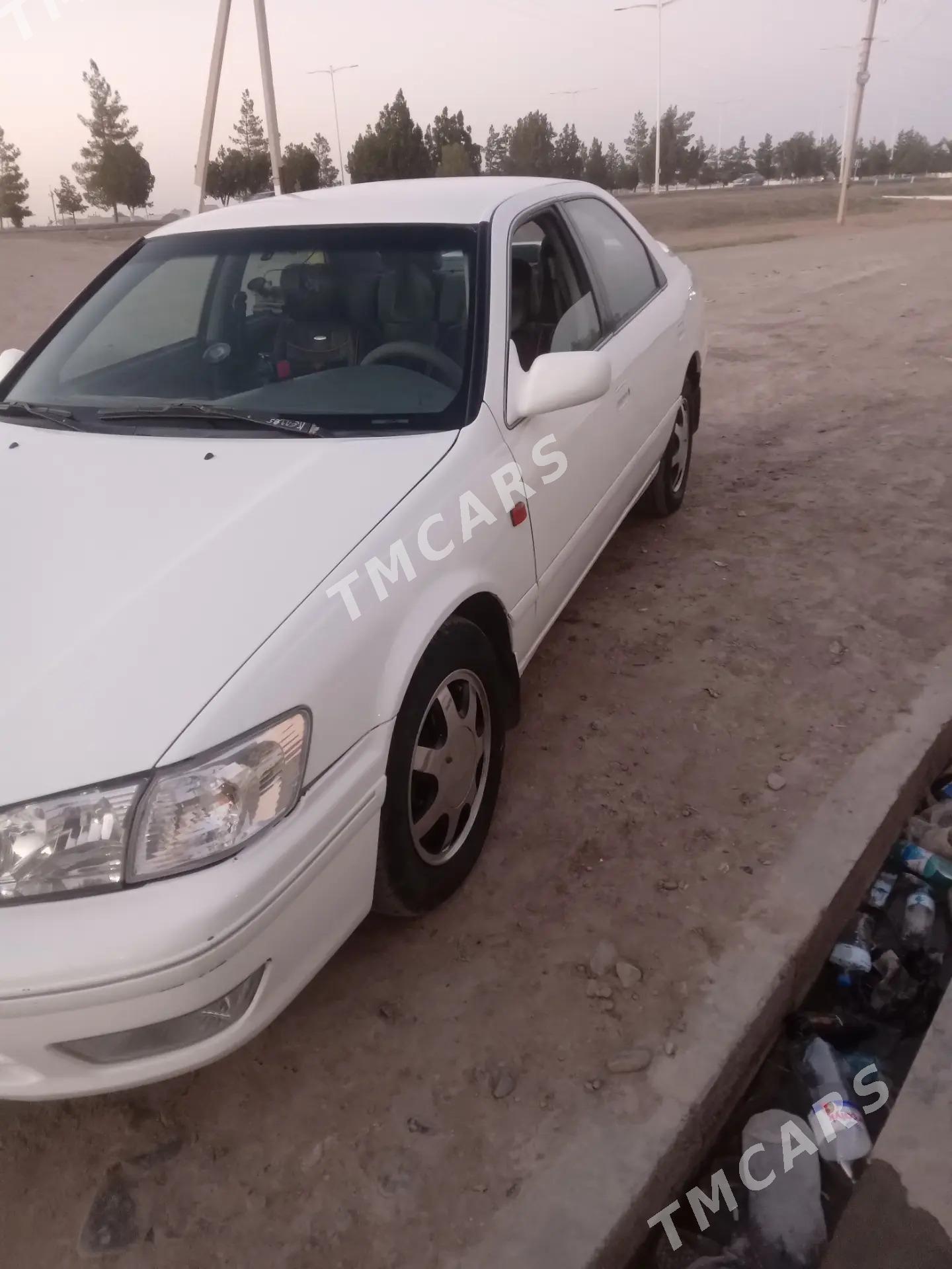 Toyota Camry 1999 - 110 000 TMT - Baýramaly - img 2