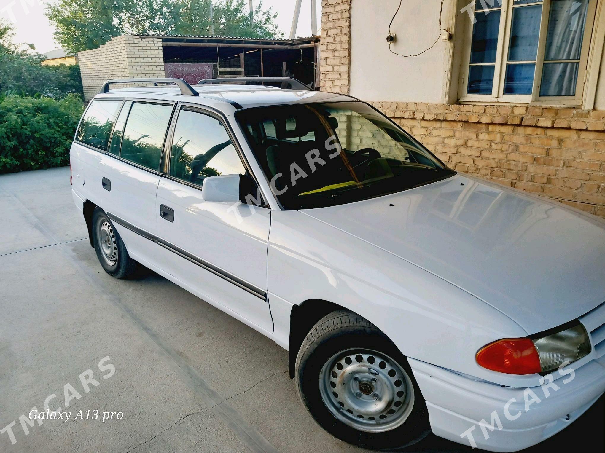 Opel Astra 1992 - 26 000 TMT - Mary - img 5