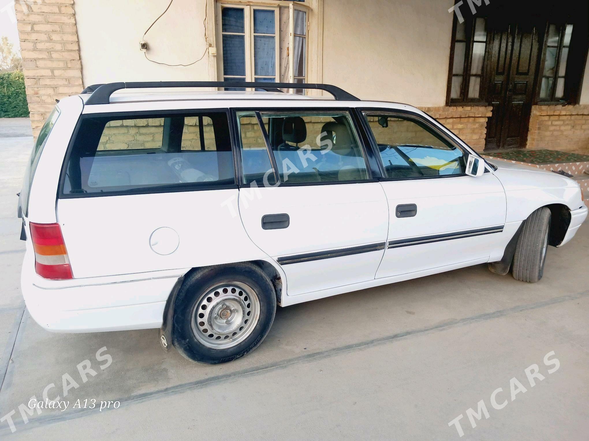 Opel Astra 1992 - 26 000 TMT - Mary - img 4