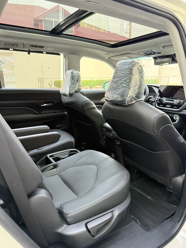Toyota Highlander 2024 - 900 000 TMT - Ашхабад - img 9