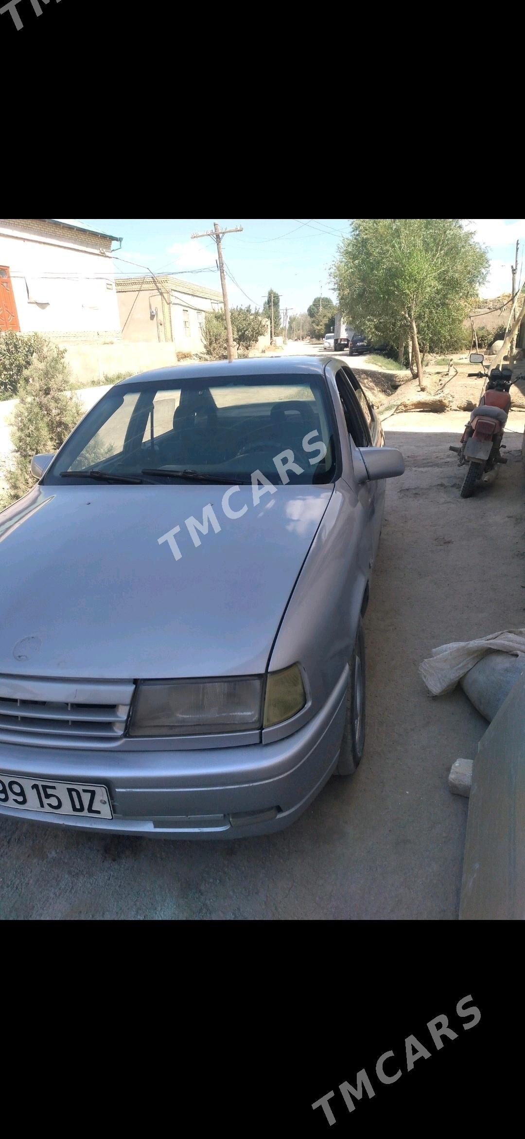 Opel Vectra 1990 - 30 000 TMT - Gurbansoltan Eje - img 3