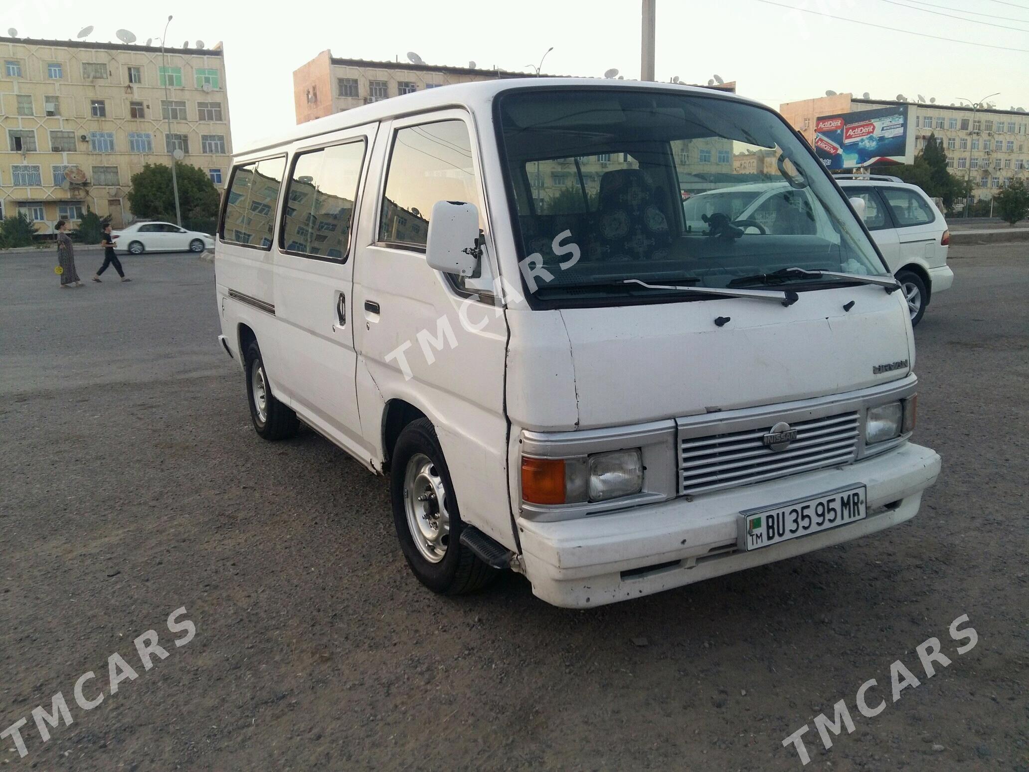 Toyota Hiace 1997 - 50 000 TMT - Baýramaly - img 2