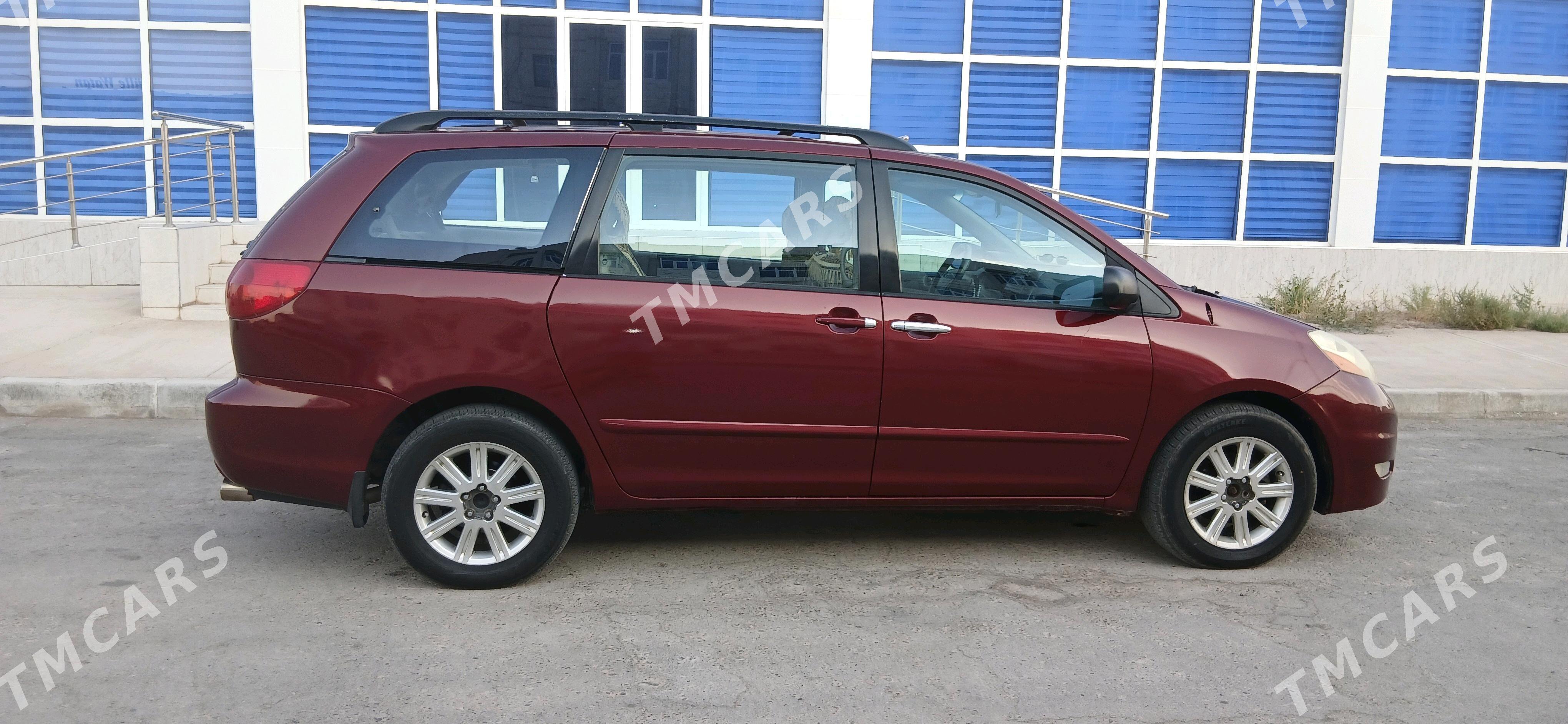 Toyota Sienna 2008 - 250 000 TMT - Туркменабат - img 6
