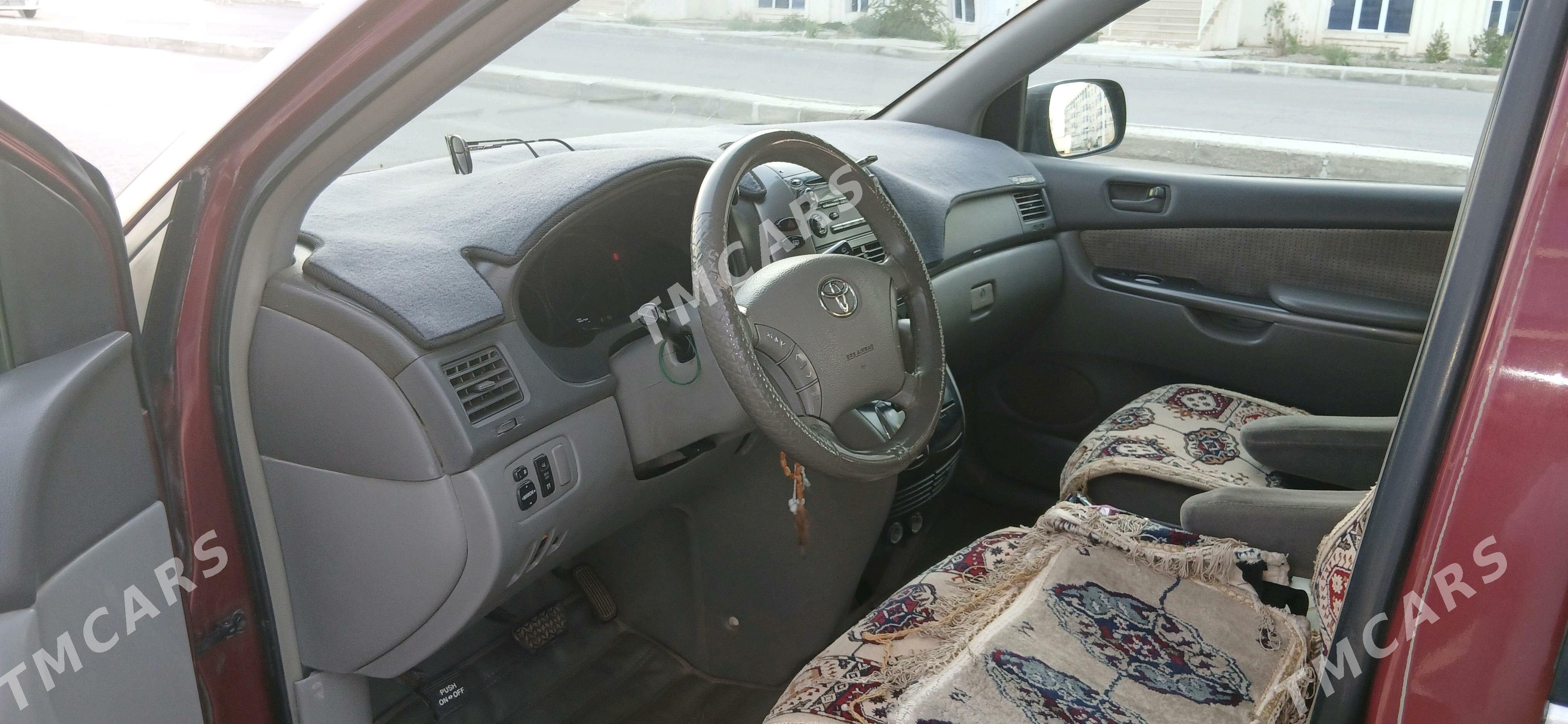 Toyota Sienna 2008 - 250 000 TMT - Туркменабат - img 5