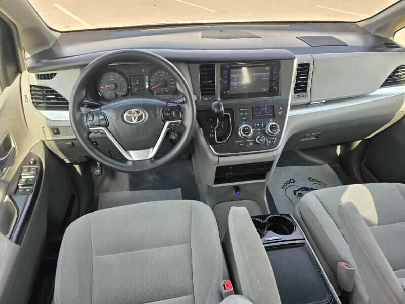 Toyota Sienna 2015 - 357 000 TMT - Ашхабад - img 6
