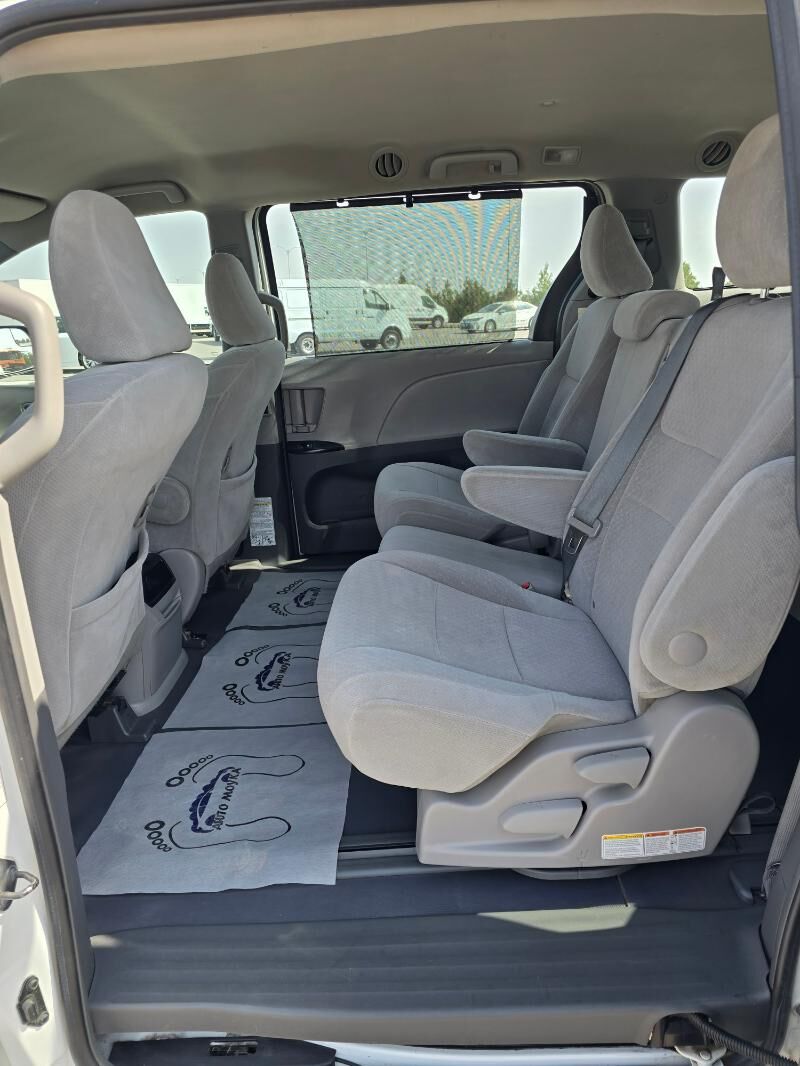 Toyota Sienna 2015 - 357 000 TMT - Ашхабад - img 4