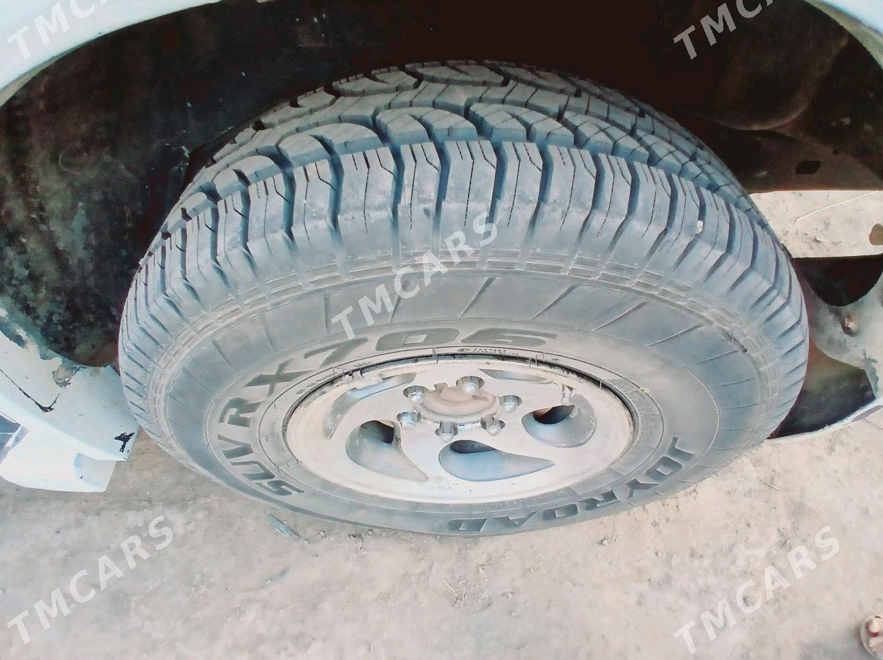 Toyota 4Runner 1997 - 110 000 TMT - Türkmenbaşy etr. - img 7