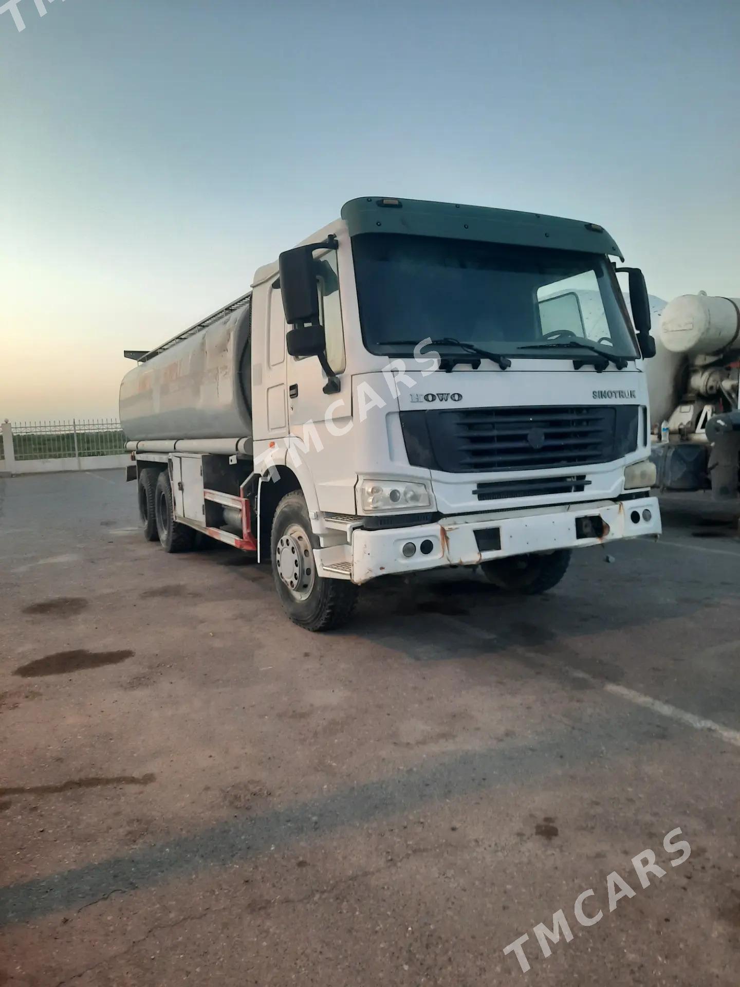 Howo Sinotruk 2012 - 400 000 TMT - Aşgabat - img 2
