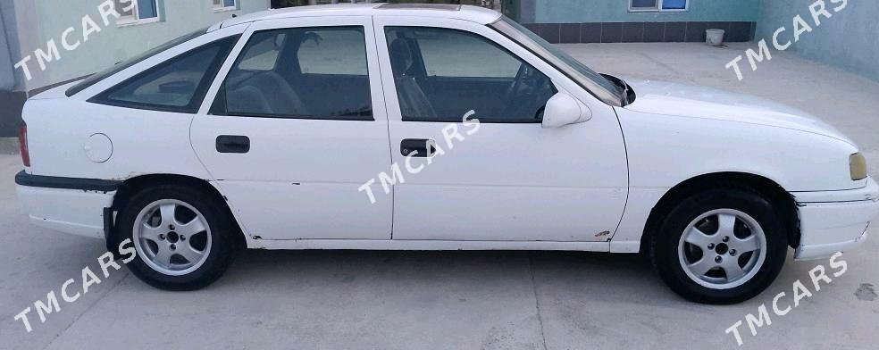 Opel Vectra 1995 - 24 000 TMT - Кака - img 4