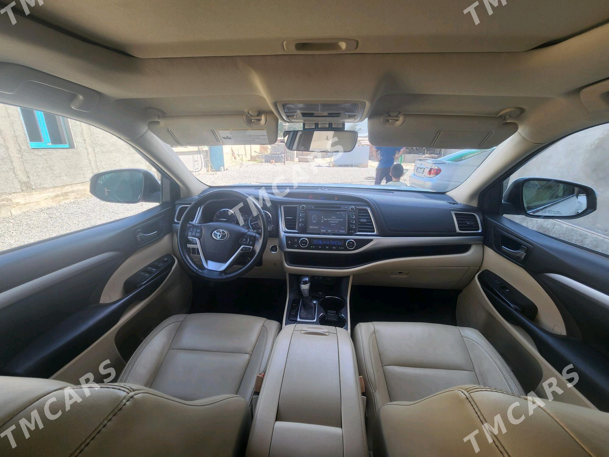Toyota Highlander 2017 - 540 000 TMT - Кака - img 5