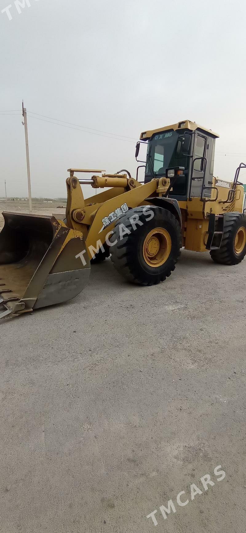 XCMG ZL50 2013 - 600 000 TMT - Бузмеин - img 1