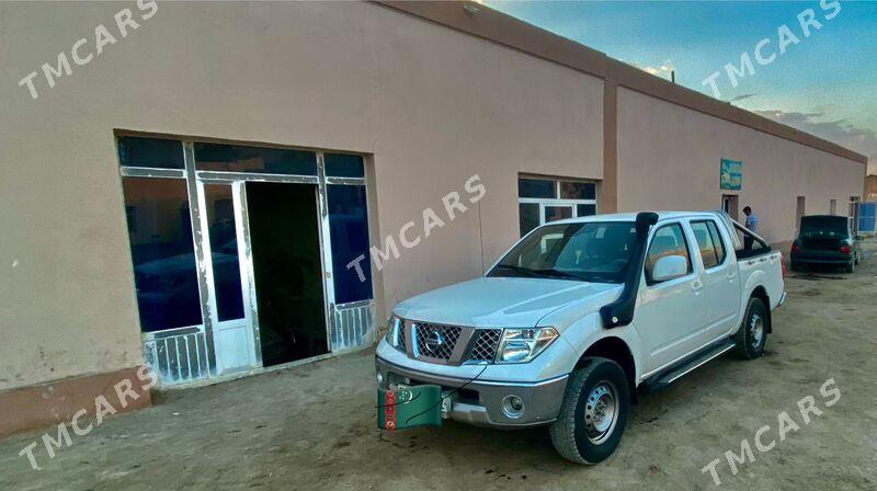 Nissan Navara 2012 - 140 000 TMT - Gurbansoltan Eje - img 2