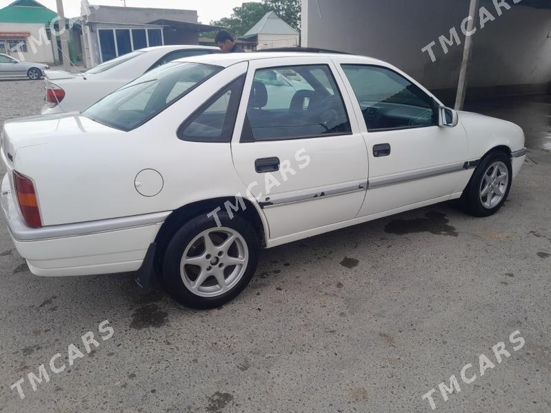 Opel Vectra 1990 - 45 000 TMT - Kaka - img 3