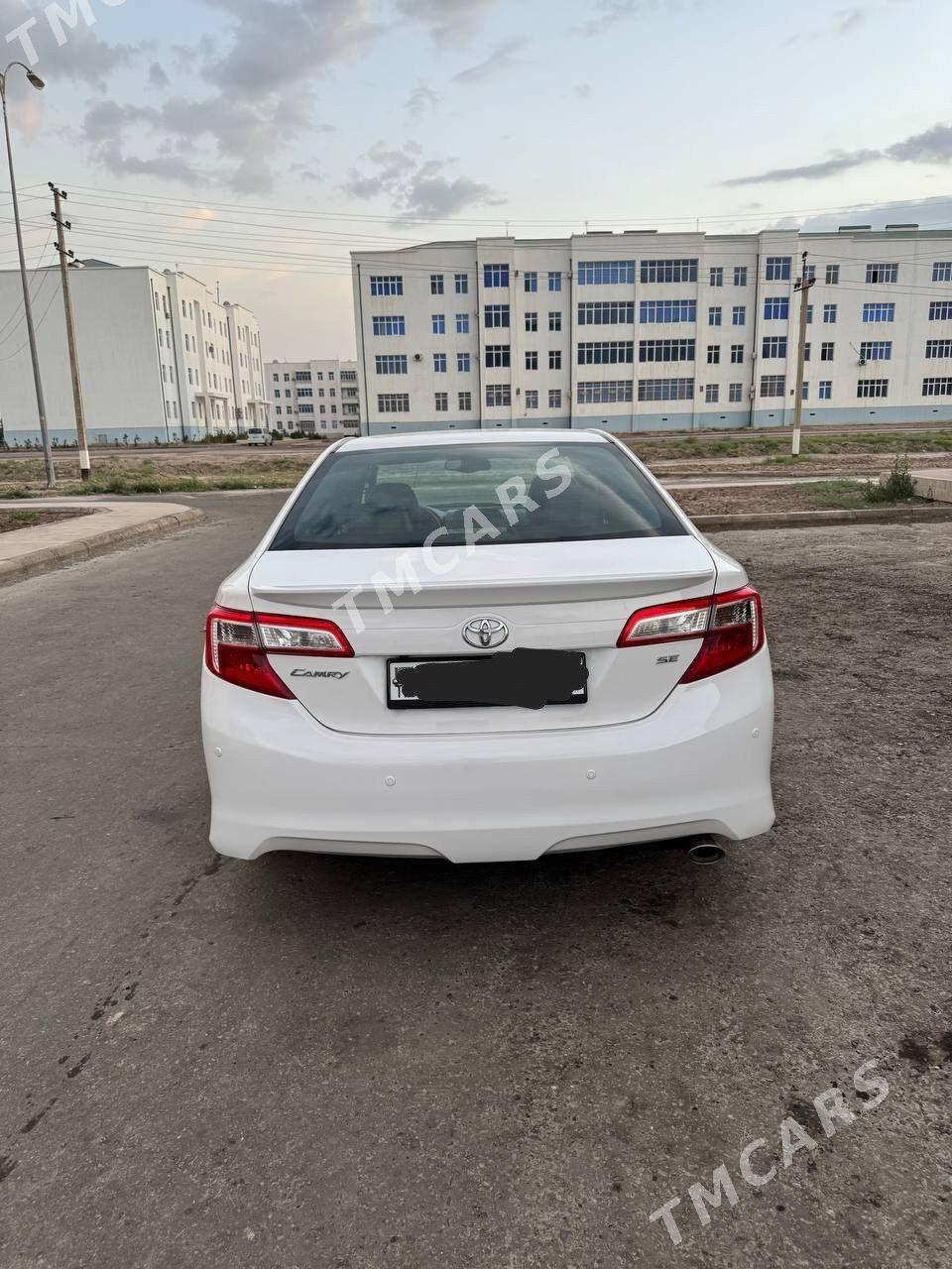 Toyota Camry 2014 - 250 000 TMT - Daşoguz - img 6