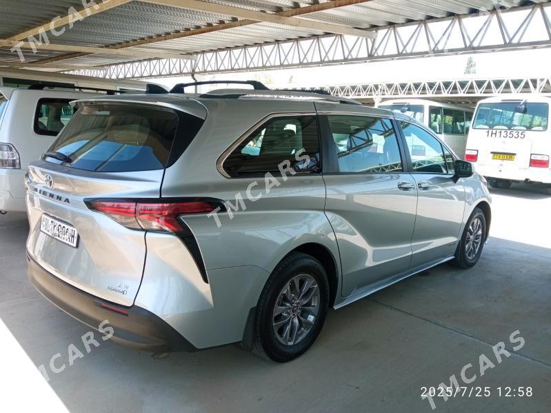 Toyota Sienna 2021 - 430 000 TMT - Ашхабад - img 2
