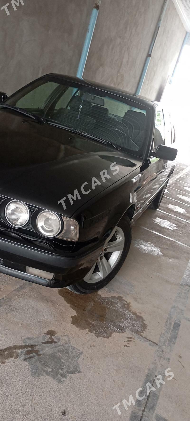BMW 525 1995 - 100 000 TMT - Baýramaly - img 3