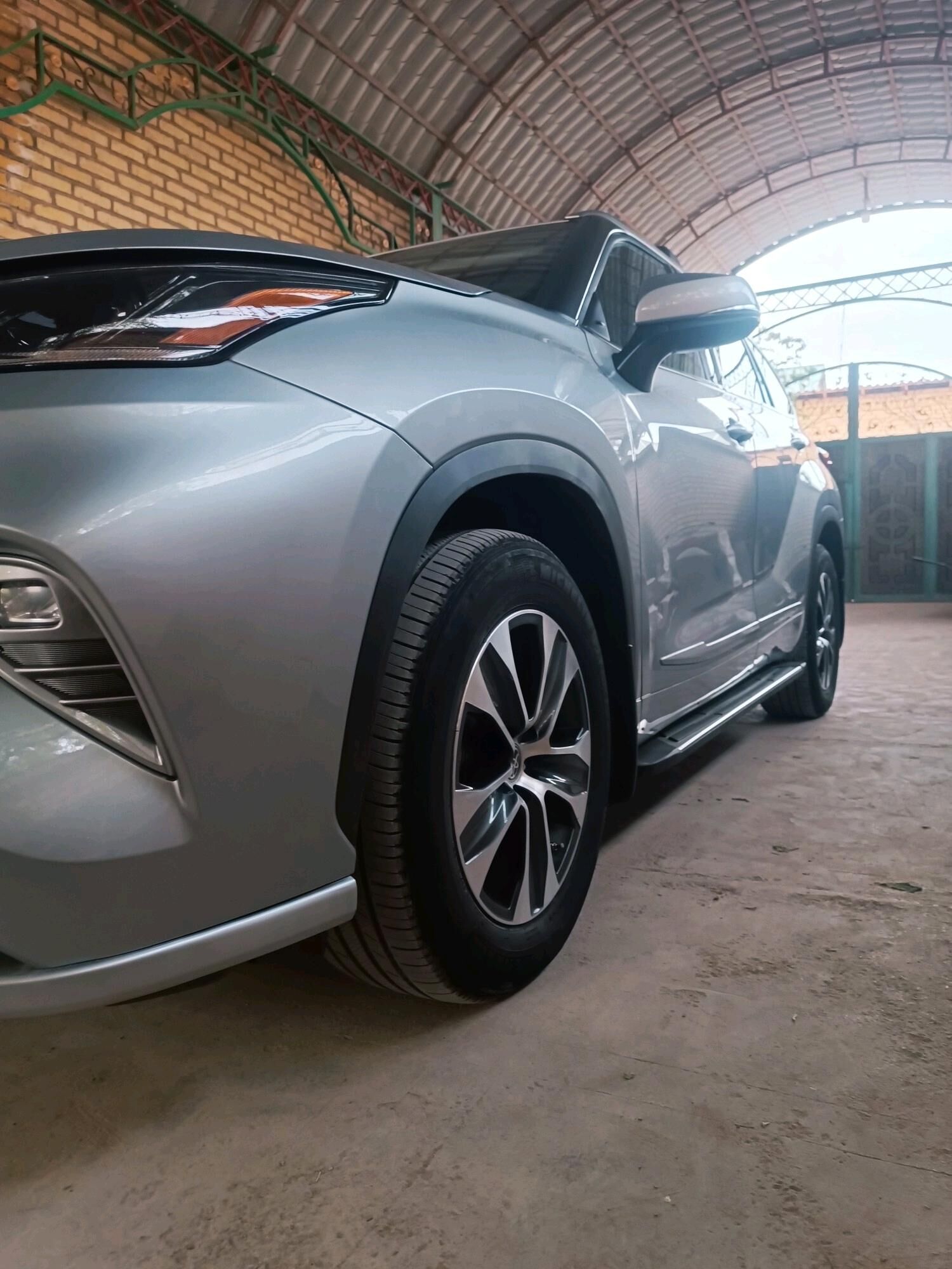 Toyota Highlander 2021 - 595 000 TMT - Кёнеургенч - img 6