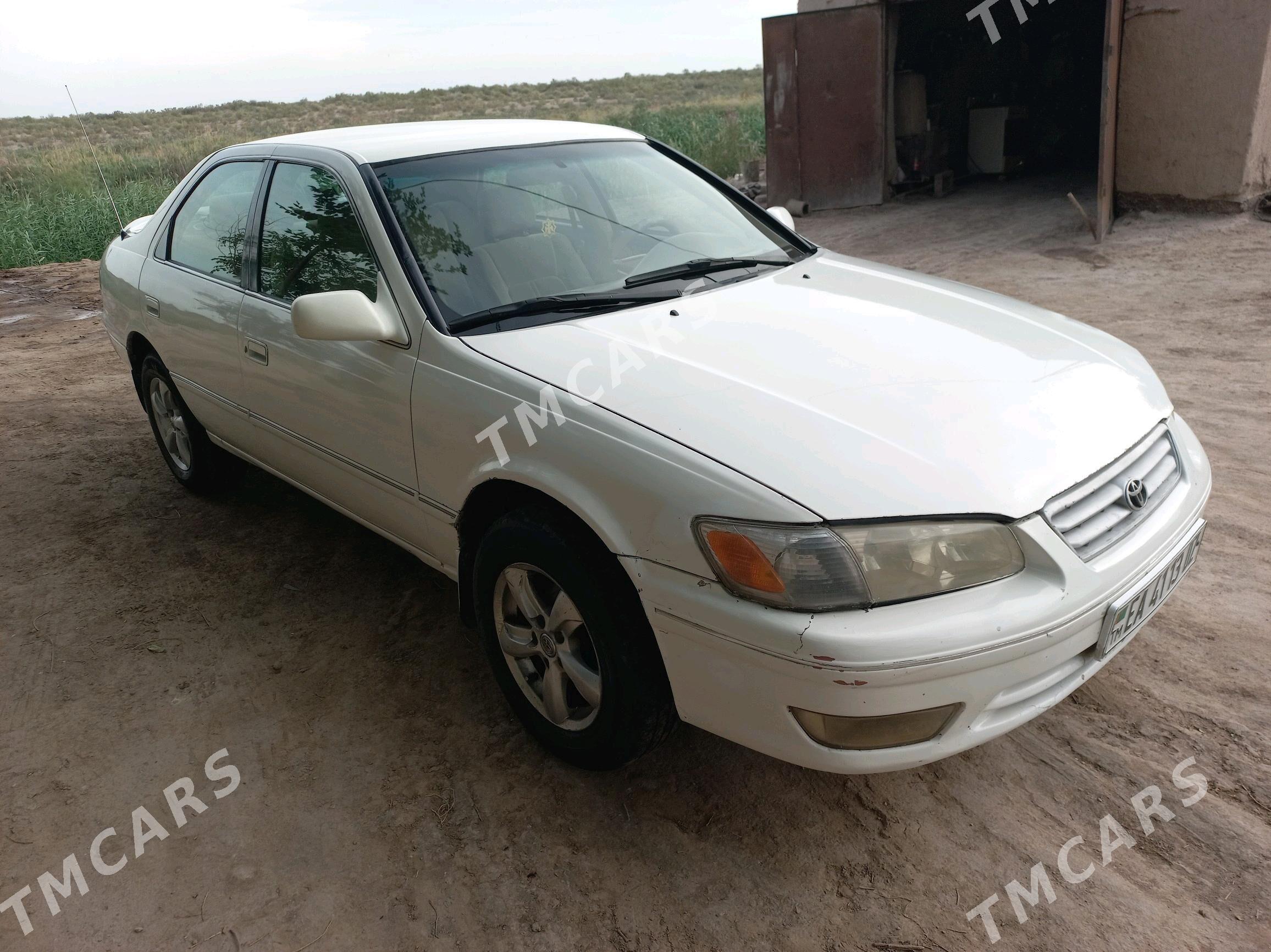 Toyota Camry 1999 - 120 000 TMT - Köneürgenç - img 4
