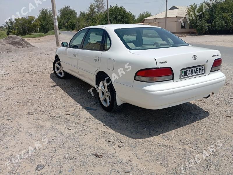 Toyota Avalon 1996 - 119 000 TMT - Байрамали - img 3