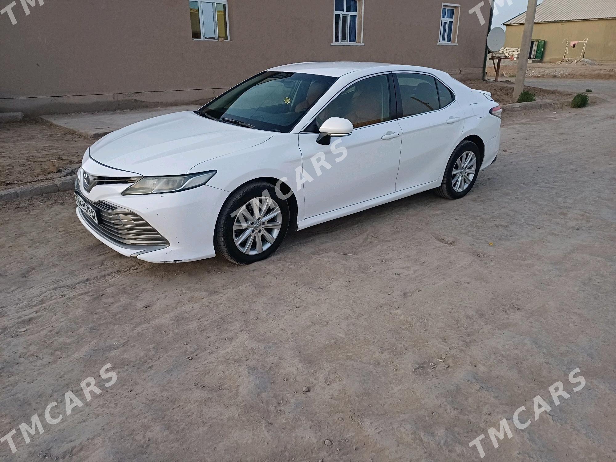 Toyota Camry 2018 - 230 000 TMT - Daşoguz - img 2