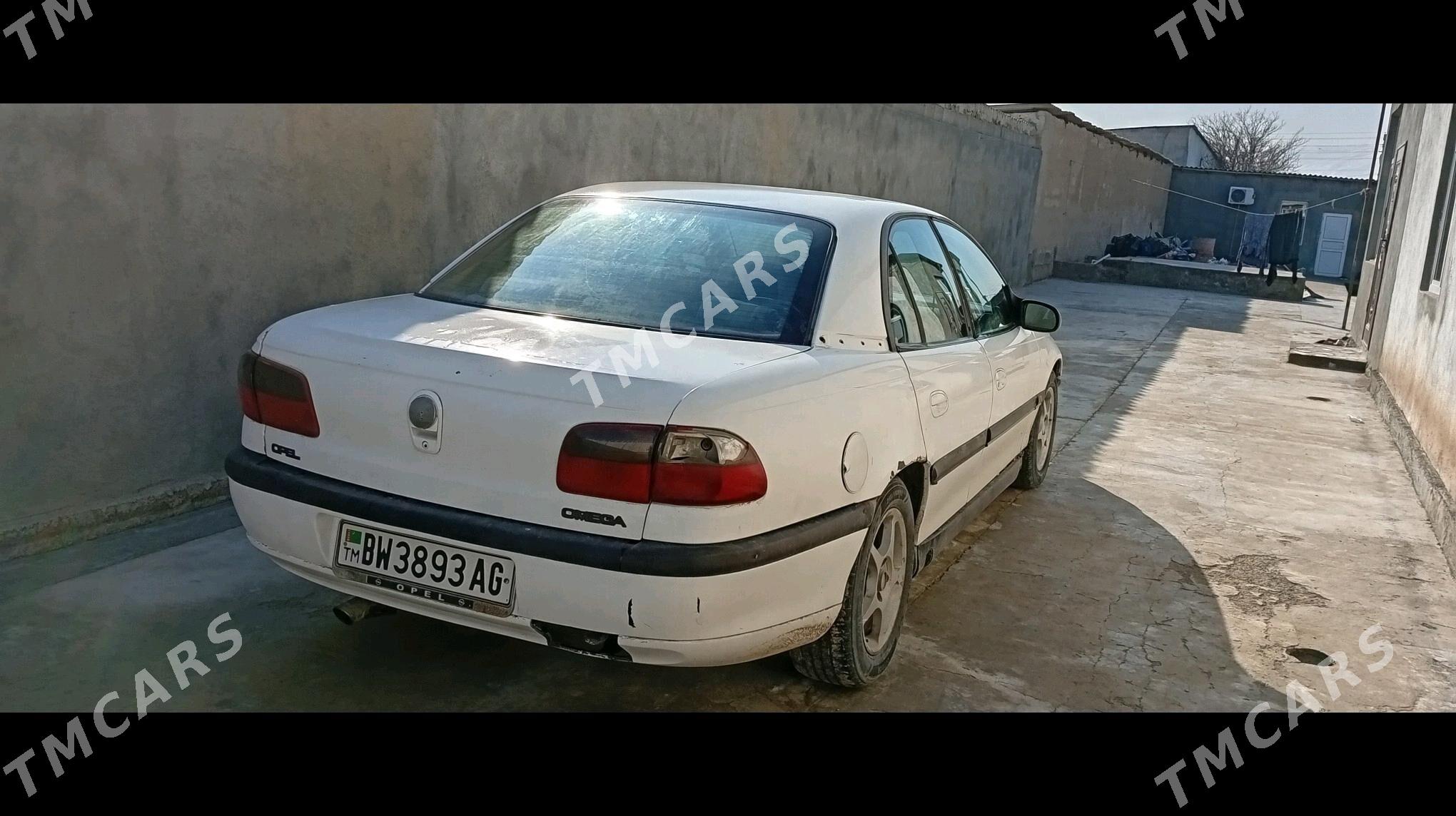 Opel Omega 1995 - 13 000 TMT - Ak bugdaý etraby - img 1
