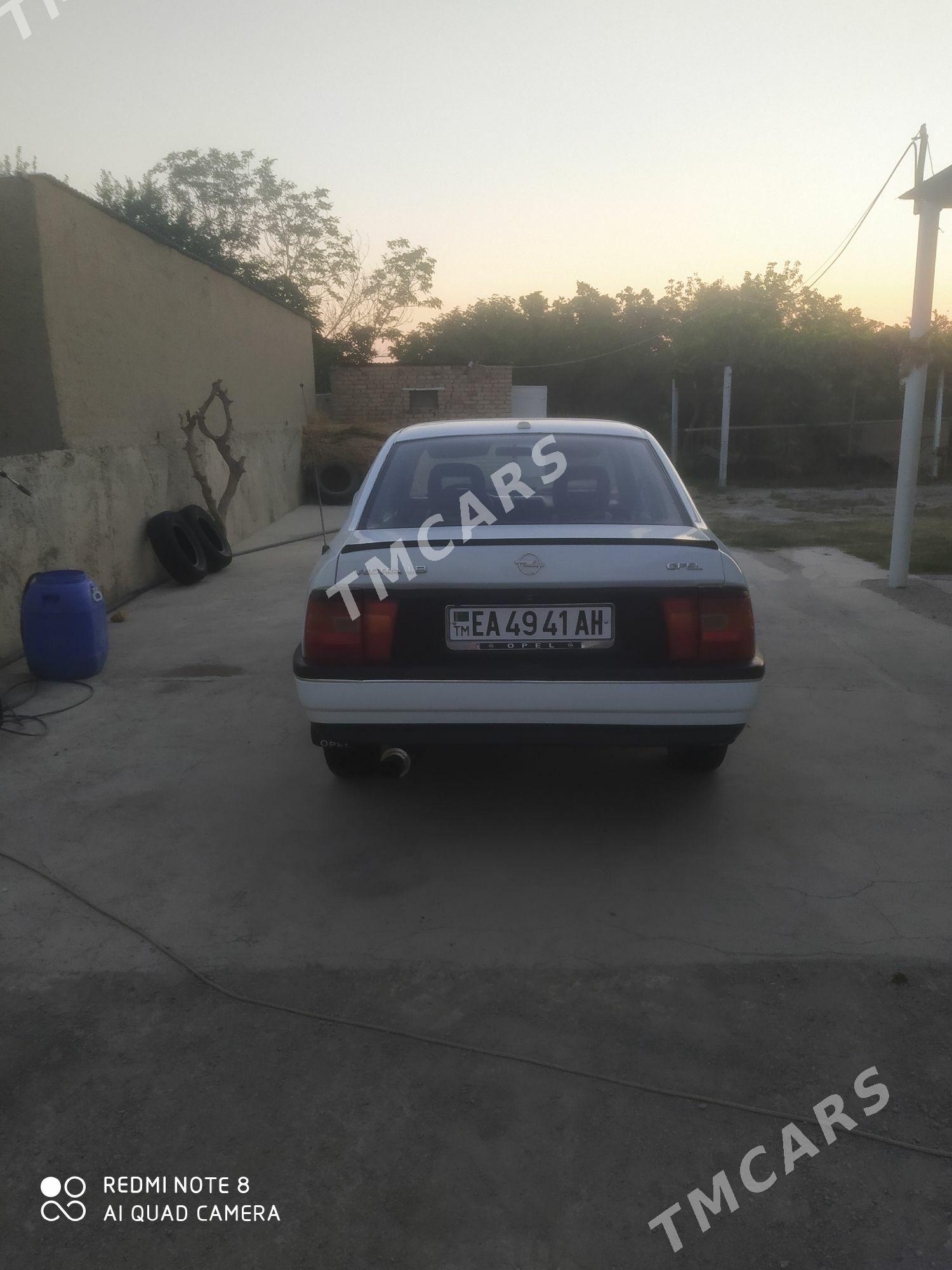 Opel Vectra 1990 - 34 000 TMT - Bäherden - img 6