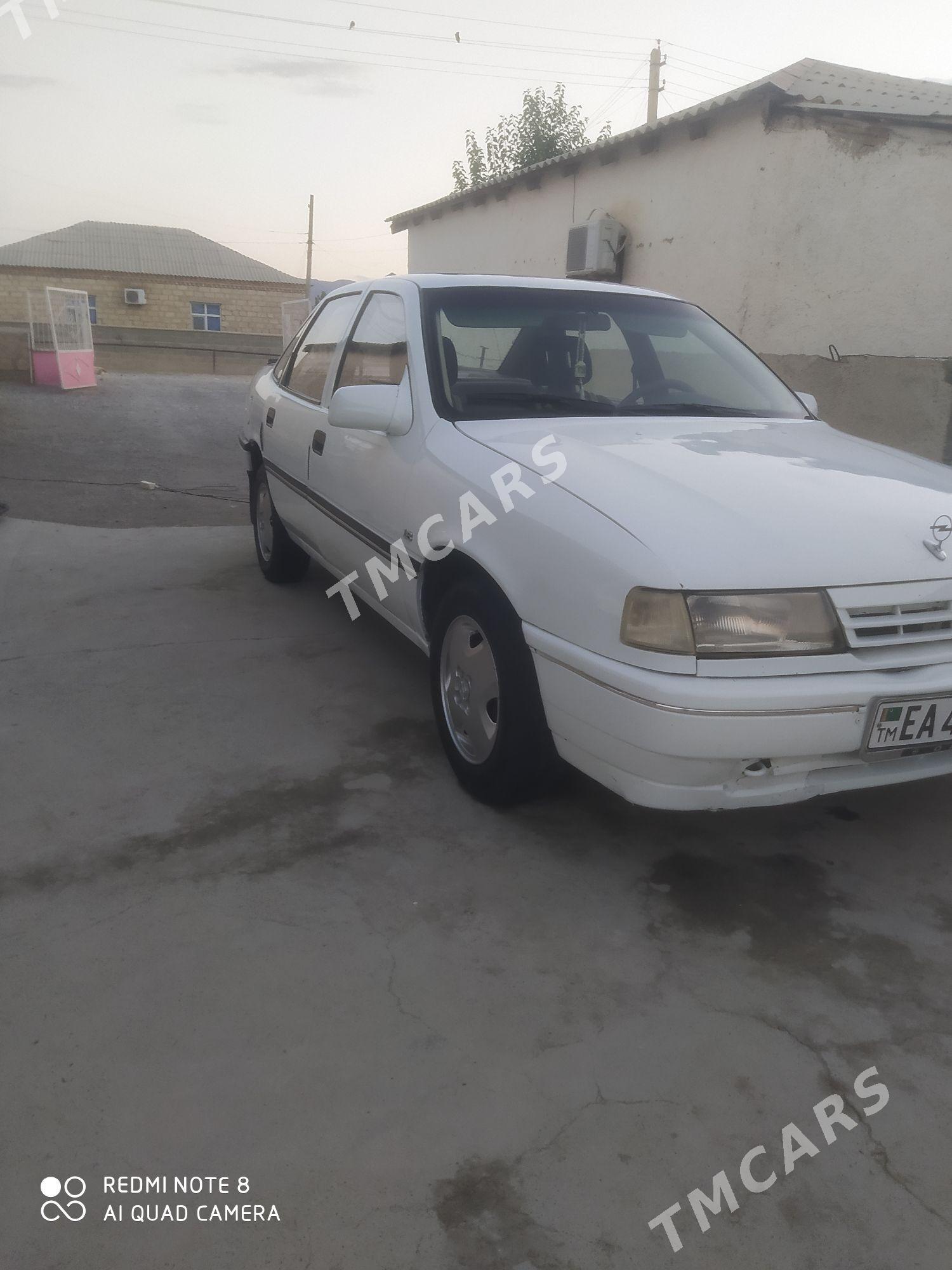 Opel Vectra 1990 - 34 000 TMT - Bäherden - img 10
