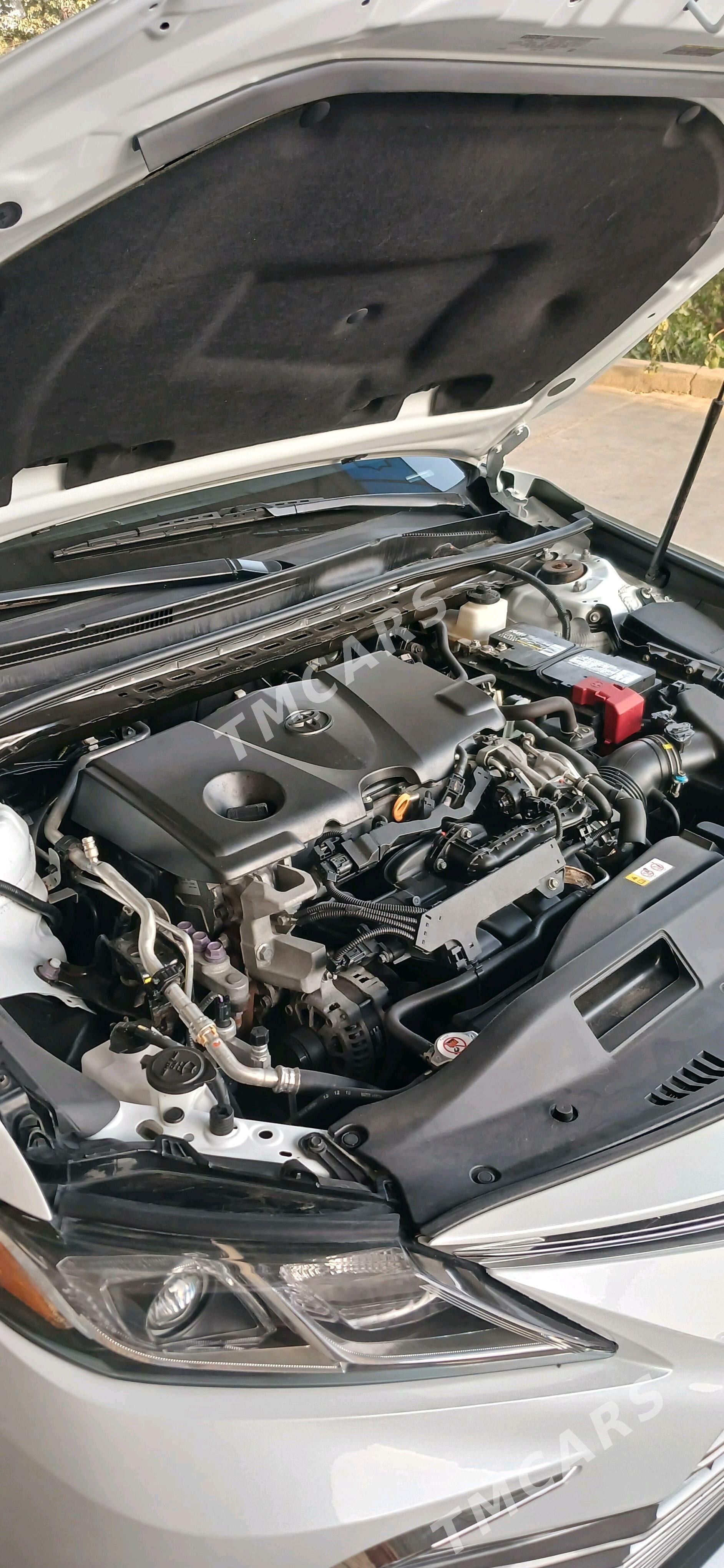 Toyota Camry 2021 - 340 000 TMT - Мары - img 1